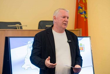 В креслах первых лиц области